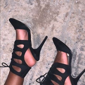 Black pointy toe heels